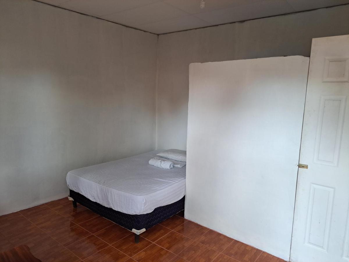 Guest House Nena 莫约加尔帕 外观 照片